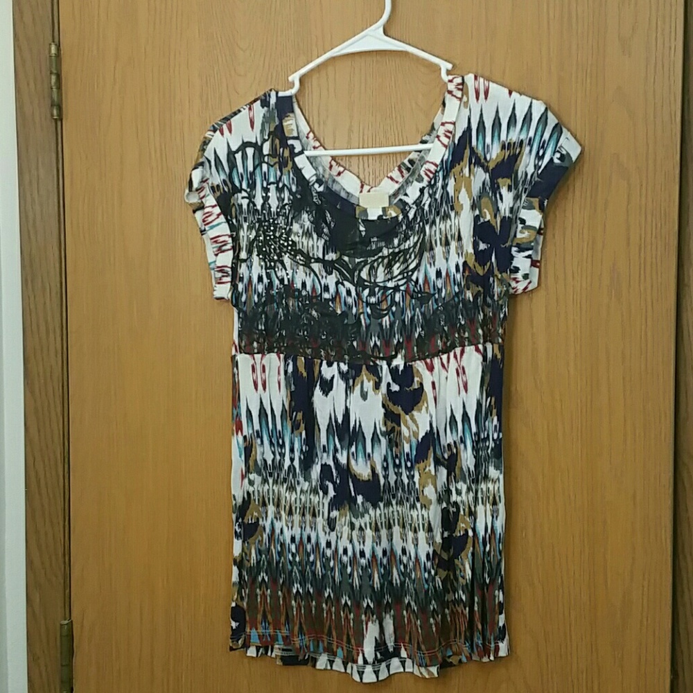 Abstract Aztek Print top from Buckle